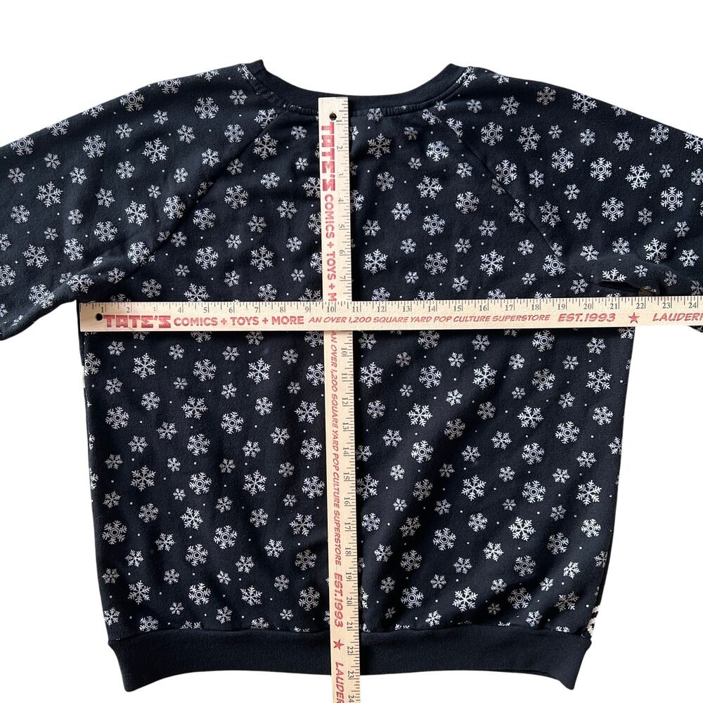 Disney Mickey Mouse Snowflake Christmas Sweatshirt Black Youth L 11-13 - Picture 4 of 8
